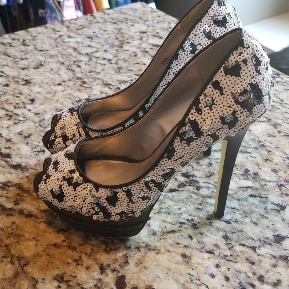 Shoe Dazzle Sequin heels